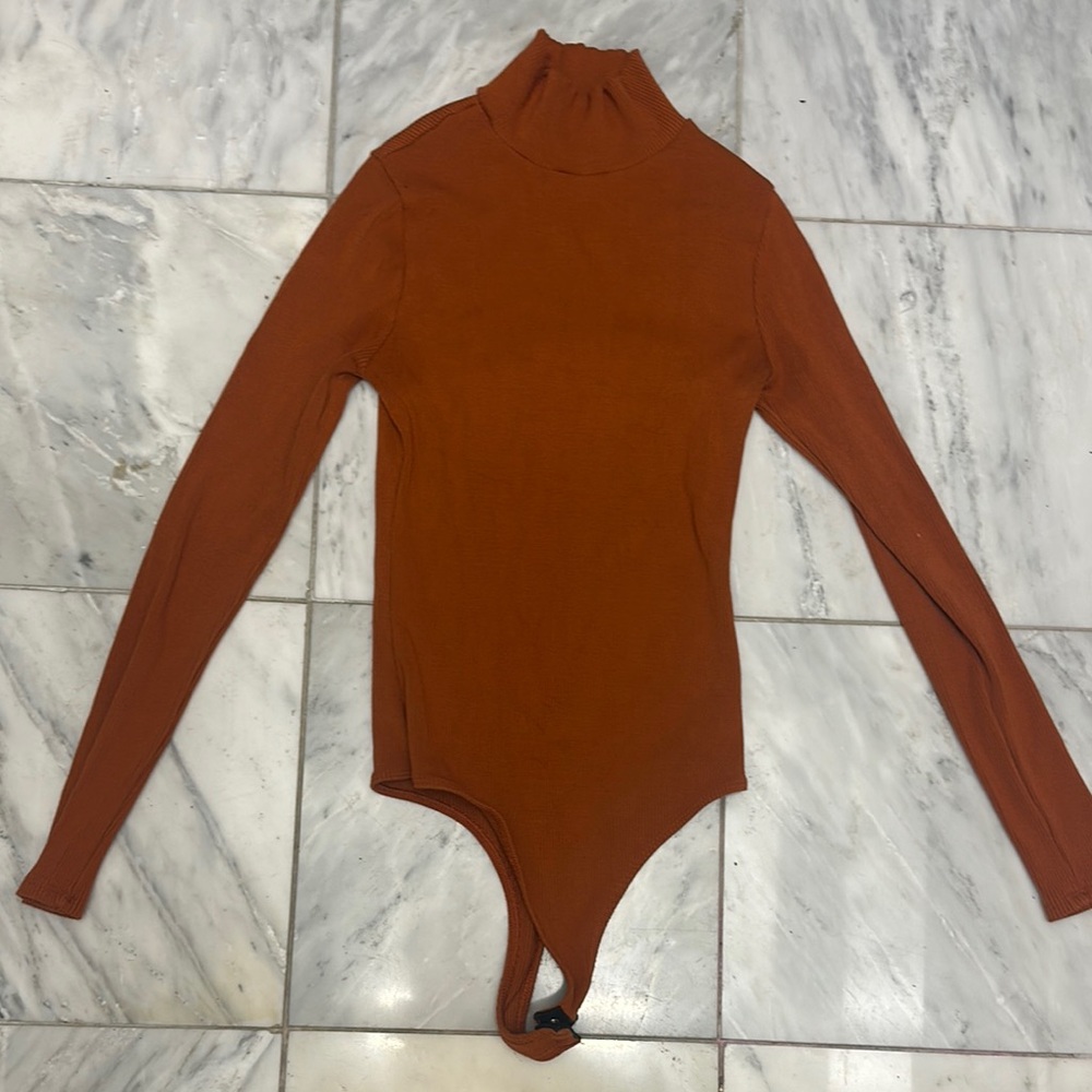 Lulu's Burnt Orange Ribbed Bodysuit